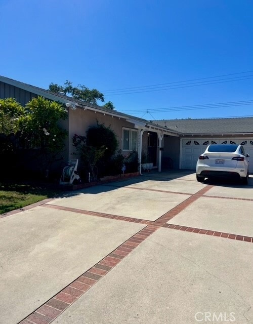 Building Photo - 14691 Ontario Dr