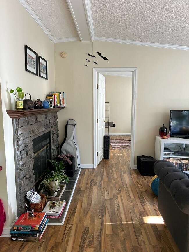 Living Room - 12 Bramlett Ct