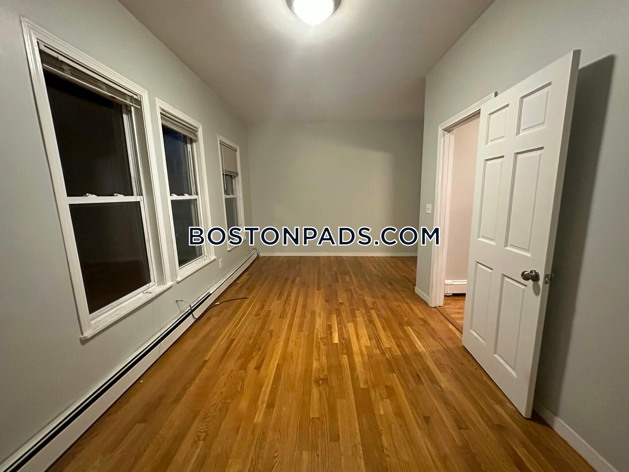 Building Photo - 345 Meridian St