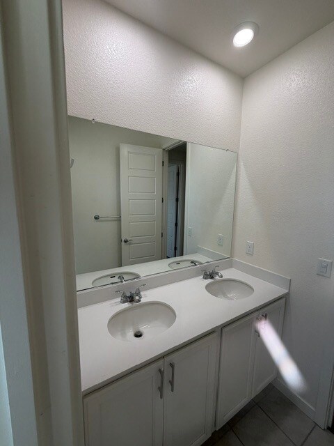 Building Photo - Gorgeous Lathrop 4 Bedroom 3 Bathroom plus a loft area home