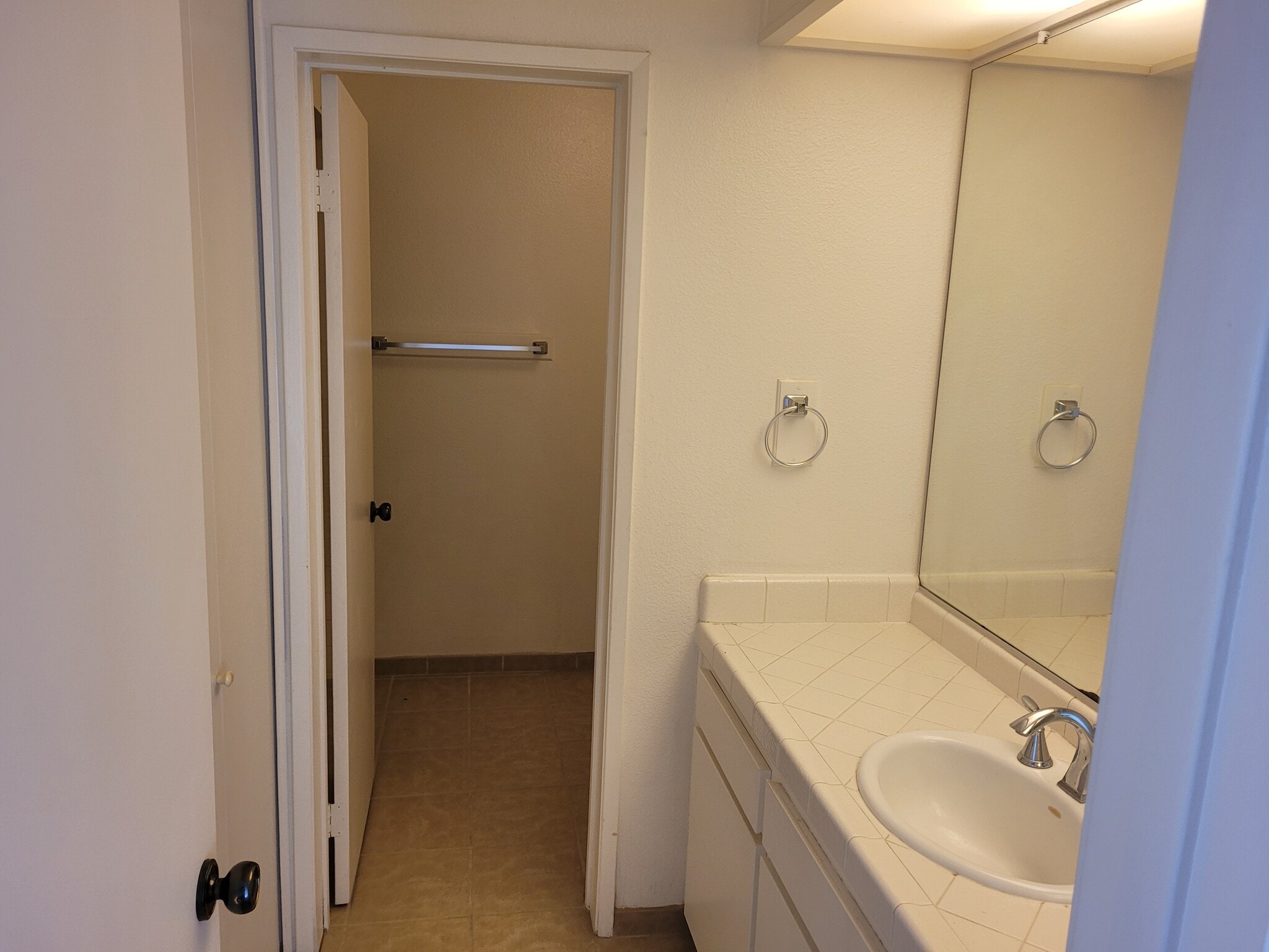 Building Photo - 4499 Via Marisol Via