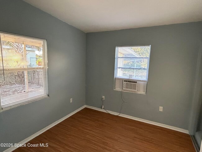 Building Photo - 2338 Shenandoah Rd