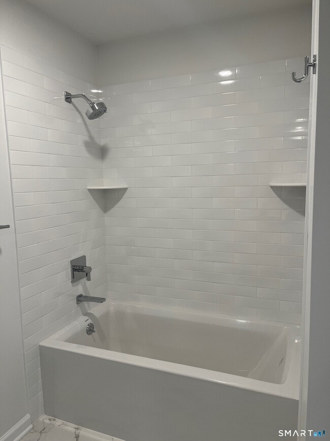 Building Photo - 139 Oldfield Road