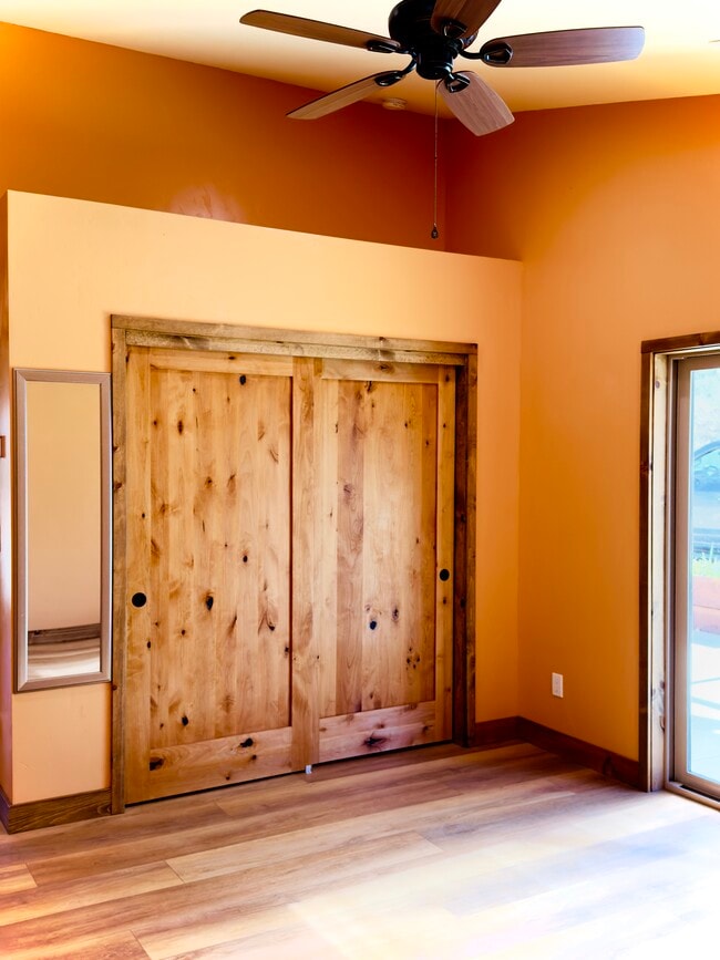 Building Photo - 5333 Wilderness View Dr