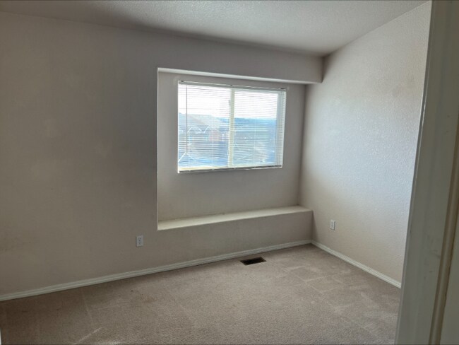 Building Photo - 7926 Antelope Ridge Point
