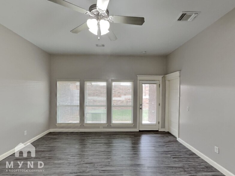 Building Photo - 18121 Manera Wy