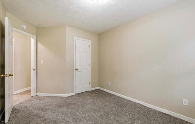 Building Photo - 1576 Canberra Dr