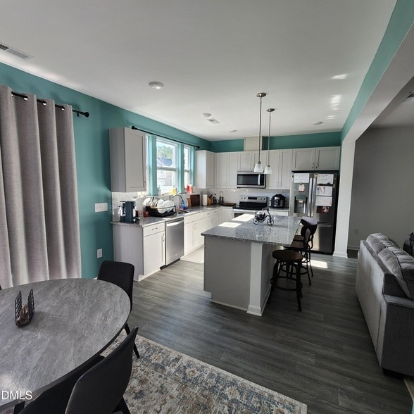 Building Photo - 157 Roebuck Ln