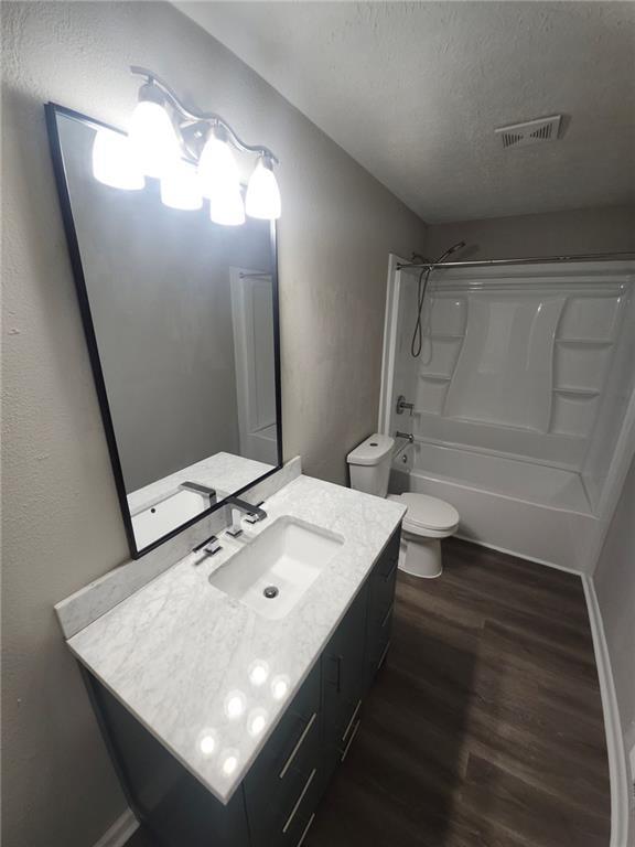 Building Photo - 2109 Newgate Dr