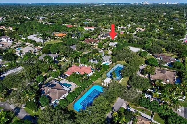 Building Photo - 6731 SW 138th St