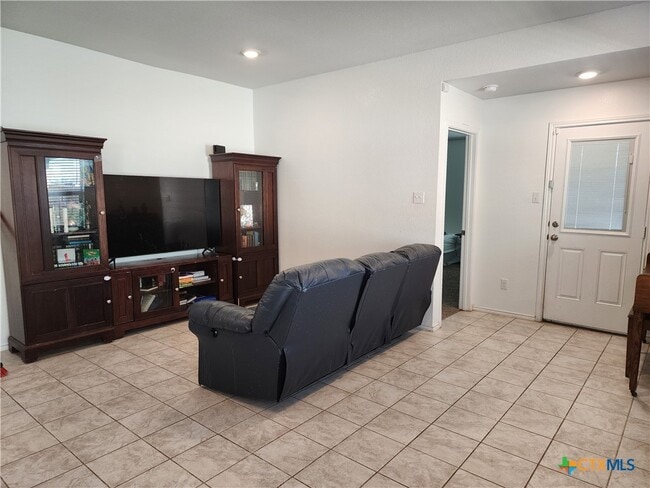 Building Photo - 133 Hammond Ct