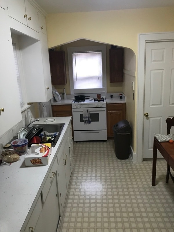 Building Photo - 307 S Maple Ave