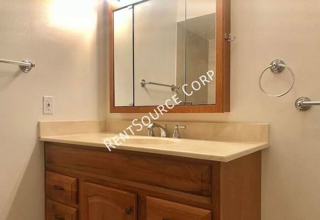 Building Photo - 19214 Avenue Of The Oaks