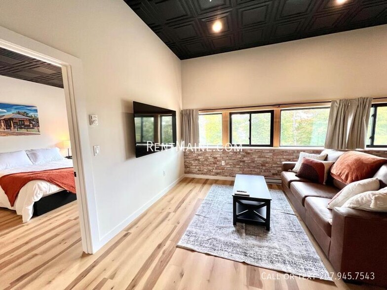 Building Photo - 113 N Lancey St