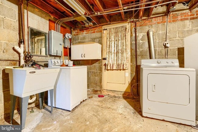 Building Photo - 4318 Seidel Ave