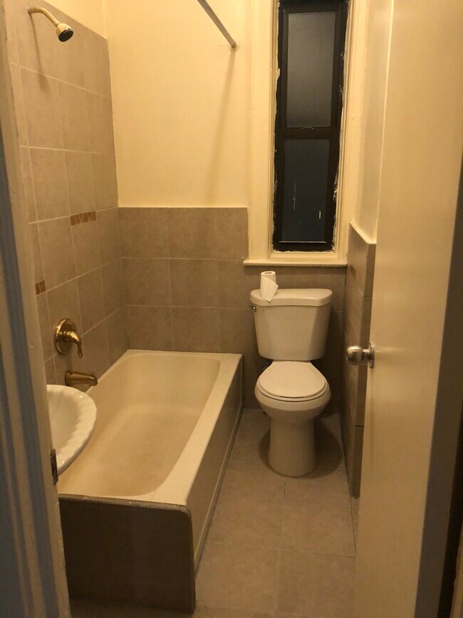 Building Photo - 4823 8th Ave