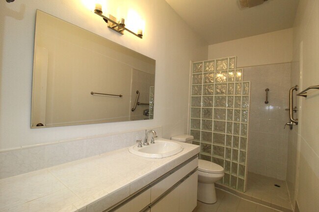 Building Photo - Coastal Ventura living – Gorgeous Ocean Views near Surfers Point