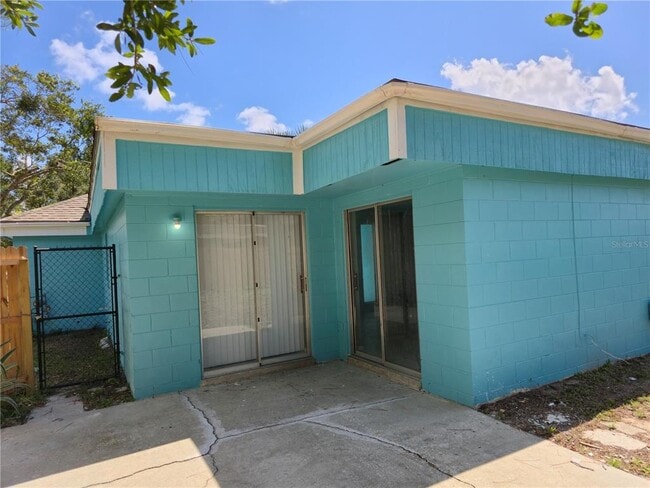 Primary Photo - 500 Evergreen Ave