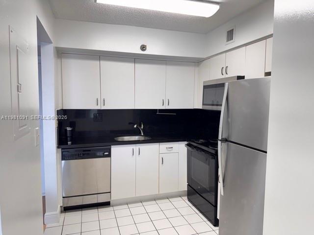 Building Photo - 3300 NE 191st St