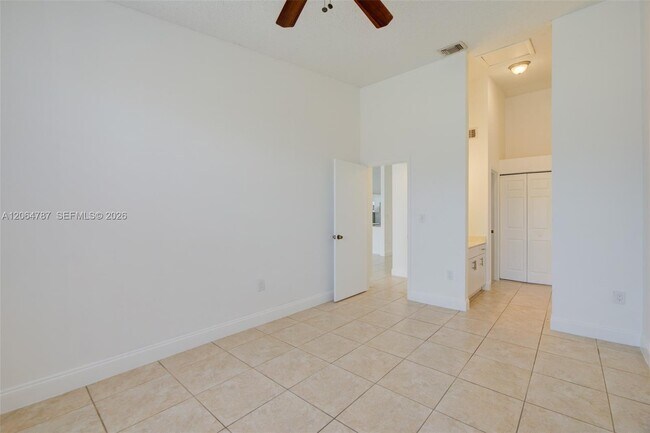 Building Photo - 6707 NW 193rd Ln
