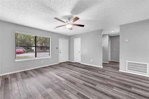 Building Photo - 2732 N Sierra Ave