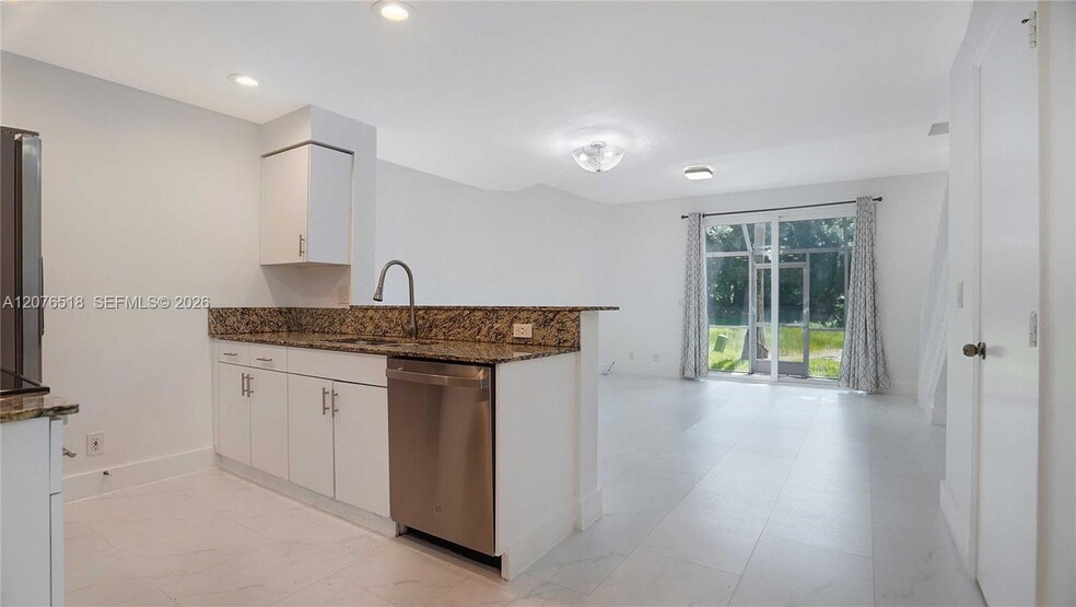 Building Photo - 1492 Veracruz Ln