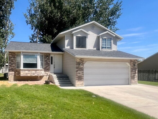 Building Photo - Lovely 4-Bedroom House in Lehi