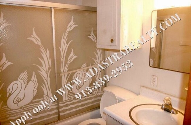 Building Photo - Charming 2 Bed 1 Bath in Independance-Available NOW!!