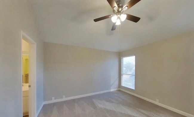 Building Photo - Modern 3-Bedroom Sanctuary in a Sought-After Location