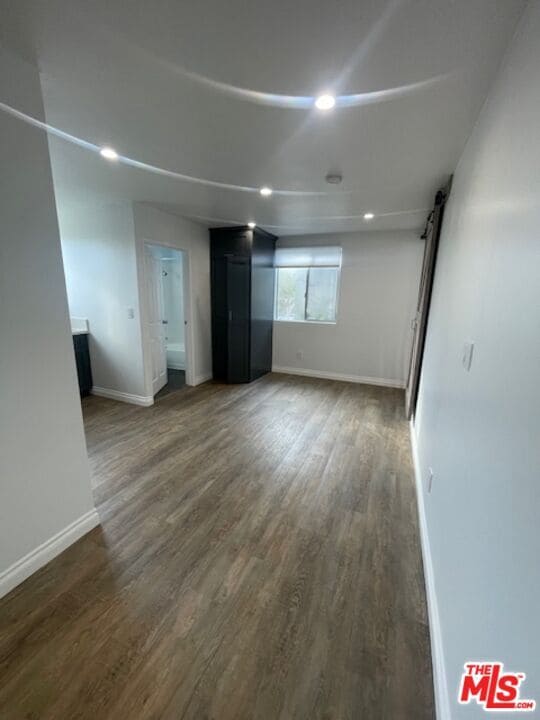 Building Photo - 205 7th Ave