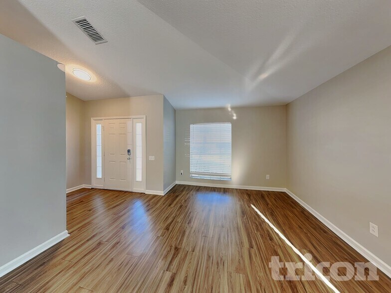 Building Photo - 12429 Cedarfield Dr