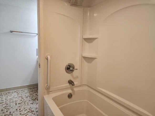 Building Photo - 435 Salt Marsh Cir