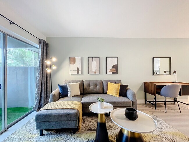 Primary Photo - 1401 SE 15th St