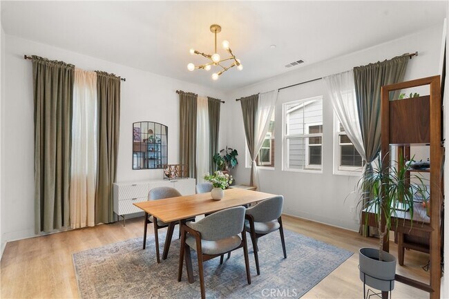 Building Photo - 710 W Tribella Ct