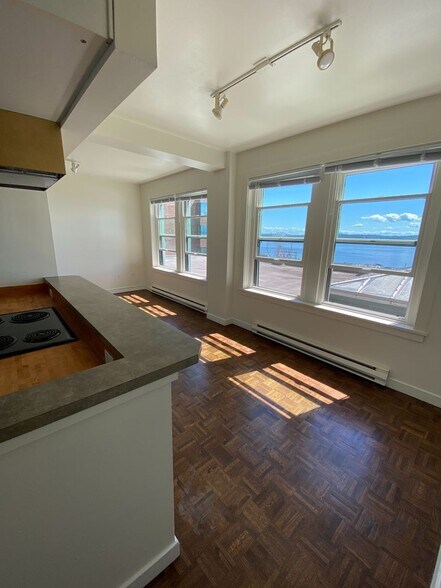 Interior Photo - The Fairmount