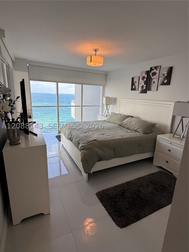Building Photo - 6301 Collins Ave