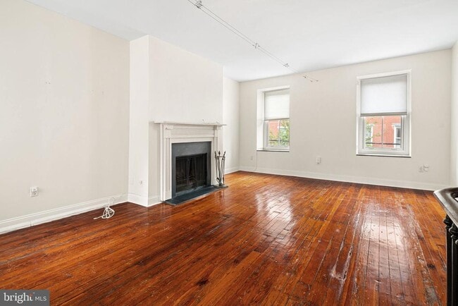 Primary Photo - 841 N 26th St
