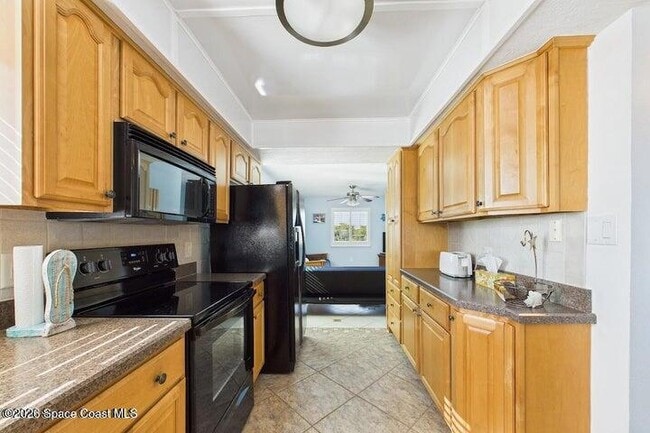 Building Photo - 1305 S Atlantic Ave