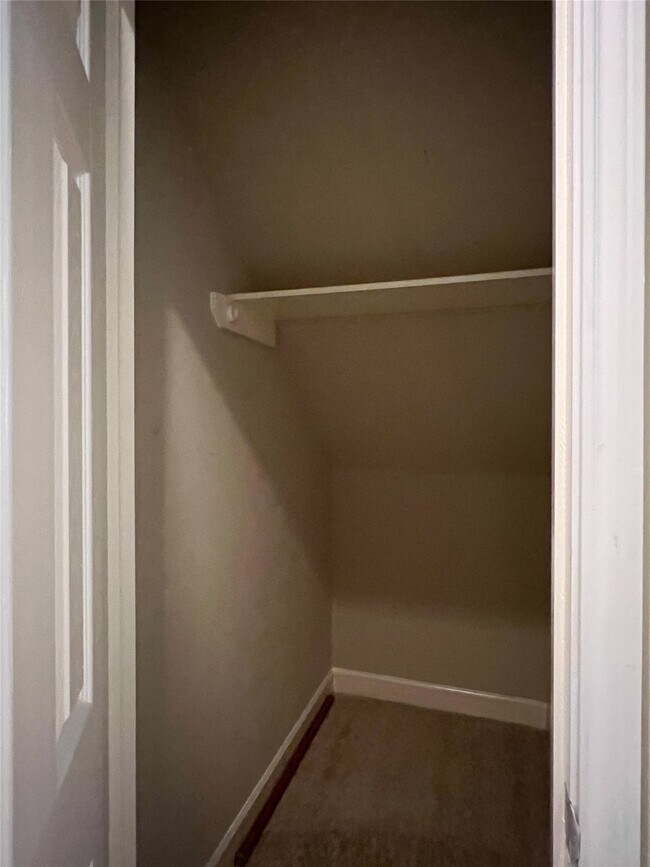 Building Photo - 11827 Edenstone Dr