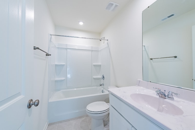 Building Photo - 55 Fern Ridge Dr