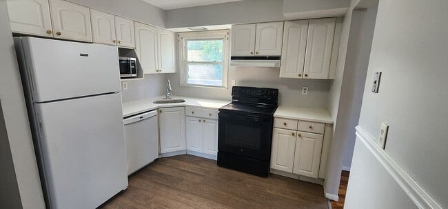 Primary Photo - 700 Haven Pl