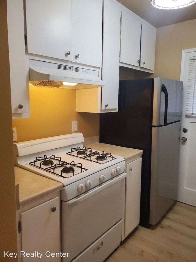 Building Photo - 1 br, 1 bath House - 9504 Emerald Park Dri...