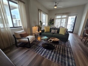 Building Photo - 2720 SW 69th Ave