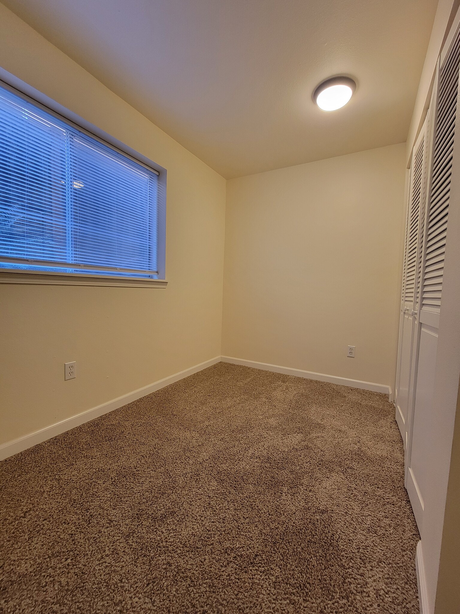 Building Photo - 9506 Sand Point Way NE