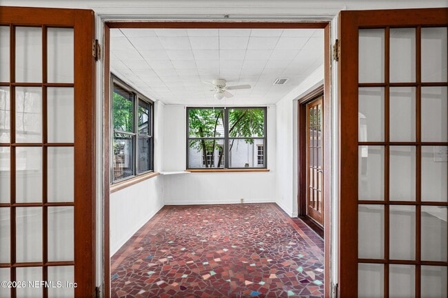 Building Photo - 1406 Palmer Terrace