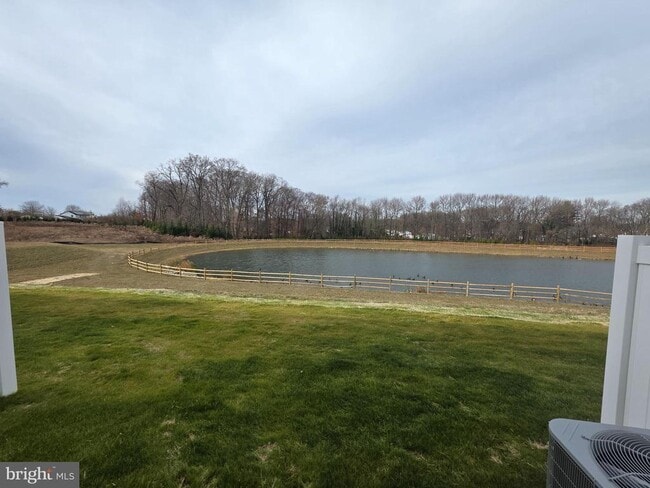 Building Photo - 57 Alexander Wy