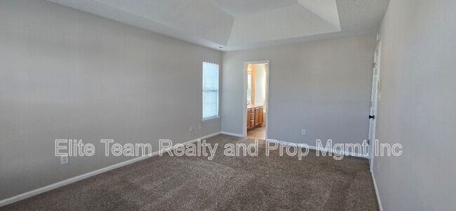 Building Photo - 14109 Southbridge Forest Dr