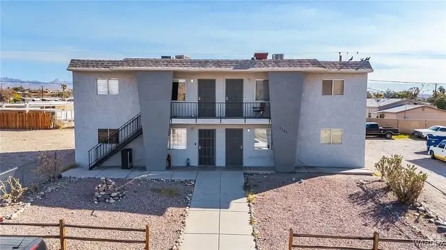 Building Photo - 2152 Riviera Blvd