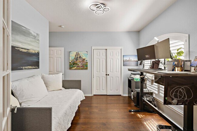 Building Photo - 2012 Foothills