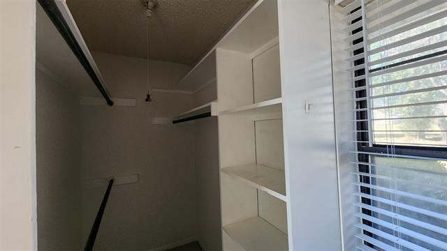 Building Photo - 575 Doe Creek Rd